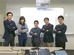 福田チーム：（左から）渡邊慎介さん、矢野紗和子さん、福田育弘さん、志村雄弘さん、成田博之さん