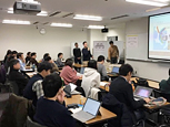 日本マーケティング学会 ABS学生による発表風景