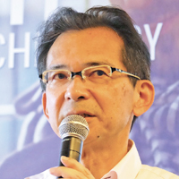 江藤哲郎氏