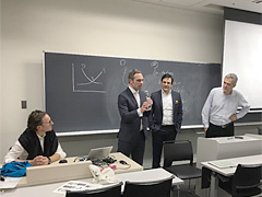 講演者4名は左からDr. Christian Frankel, Dr. Martin Skrydstrup, Dr. Sheen Levine, Dr. Franck Cochoy